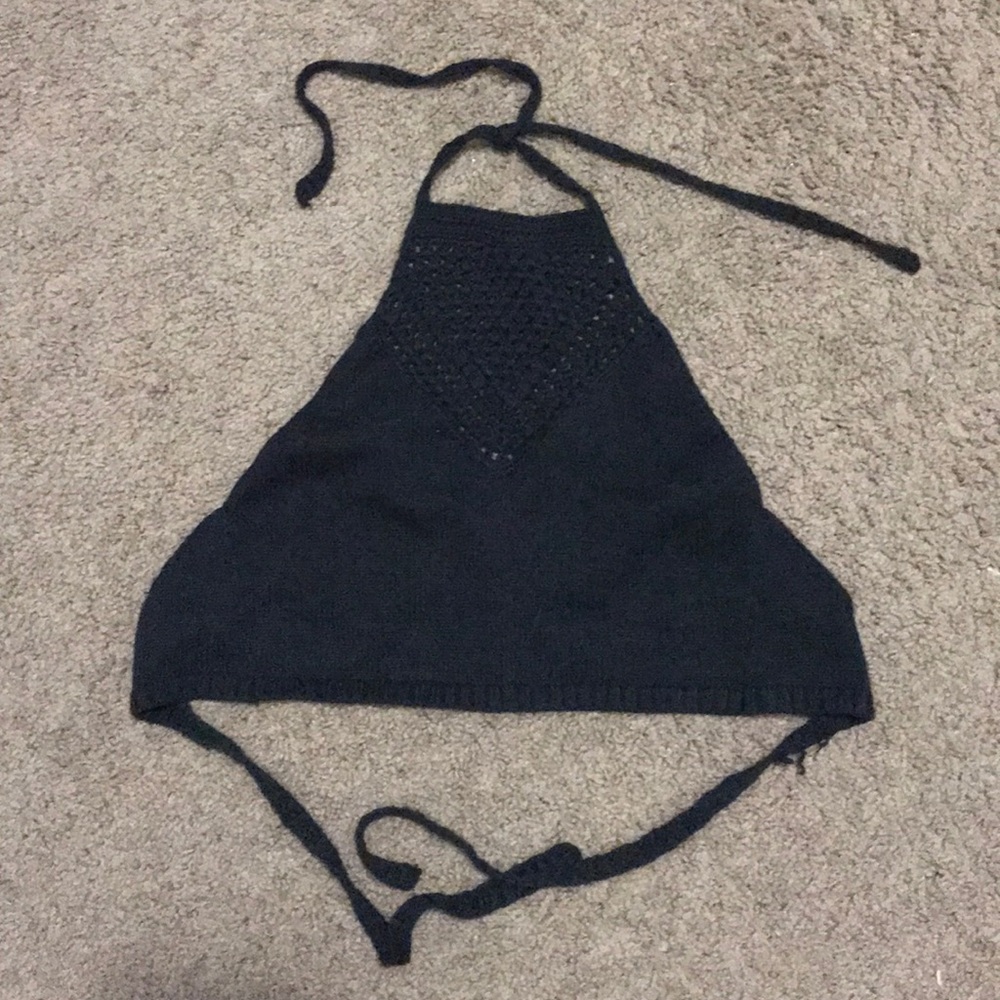 Kendal and Kylie crochet top